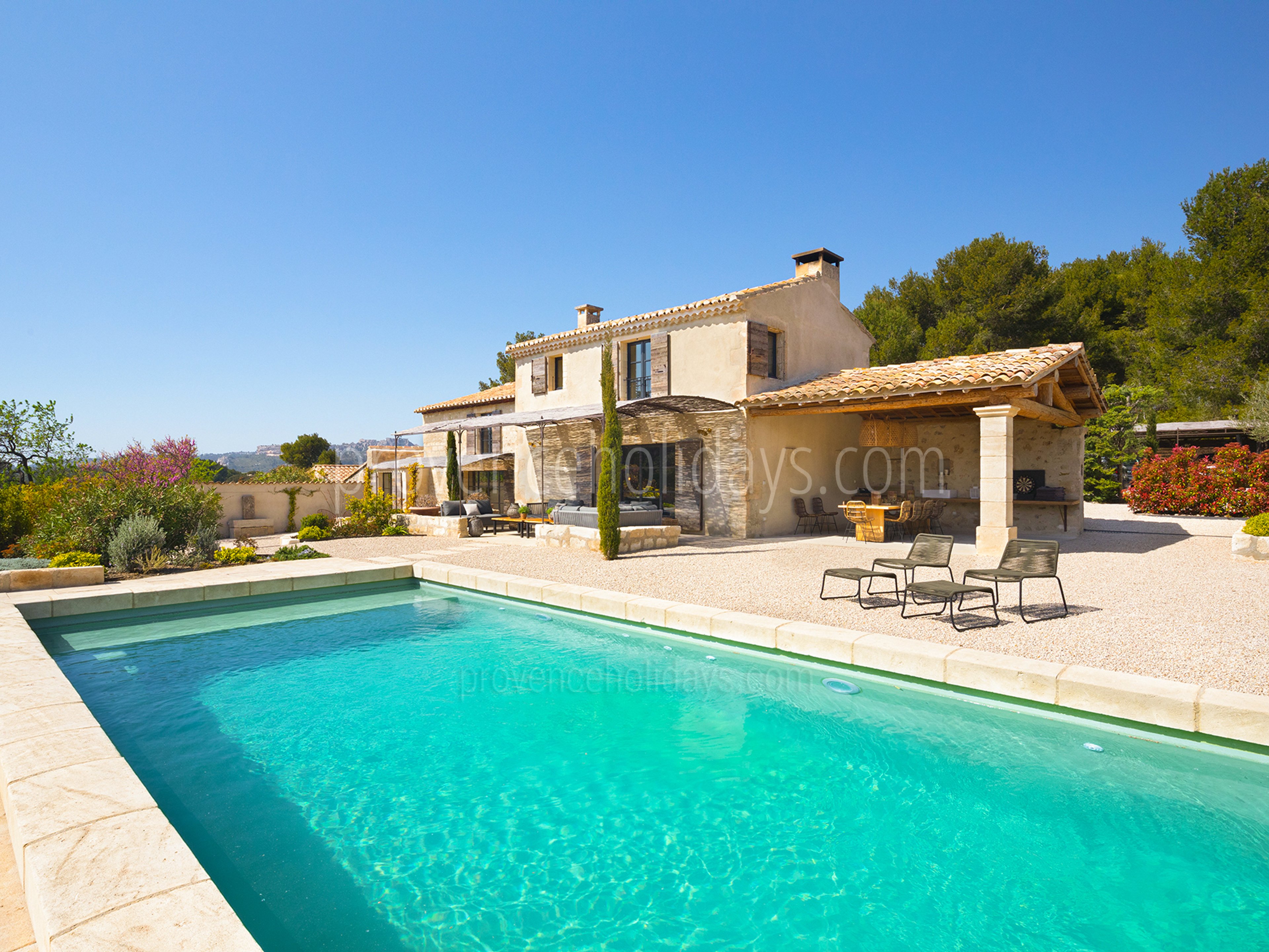 39 - Mas de Provence: Villa: Pool