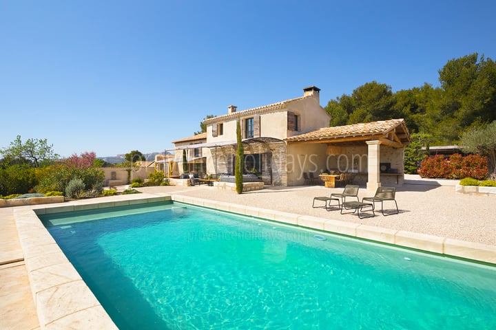 39 - Mas de Provence: Villa: Pool