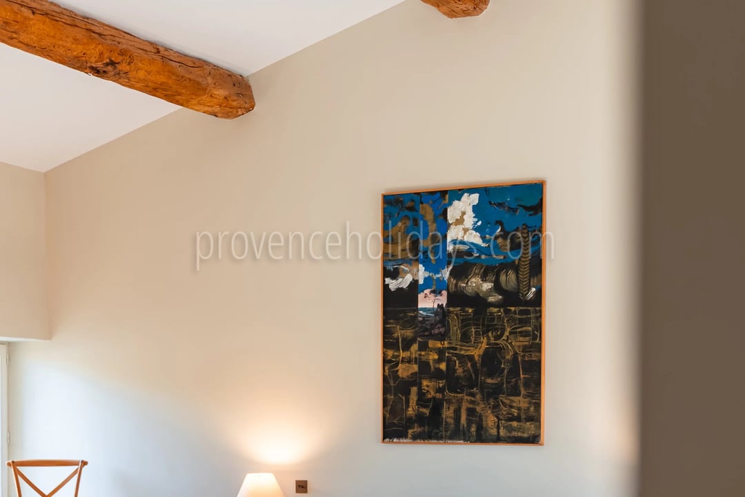 8 - Provençal residence in Bonnieux: Villa: Bedroom