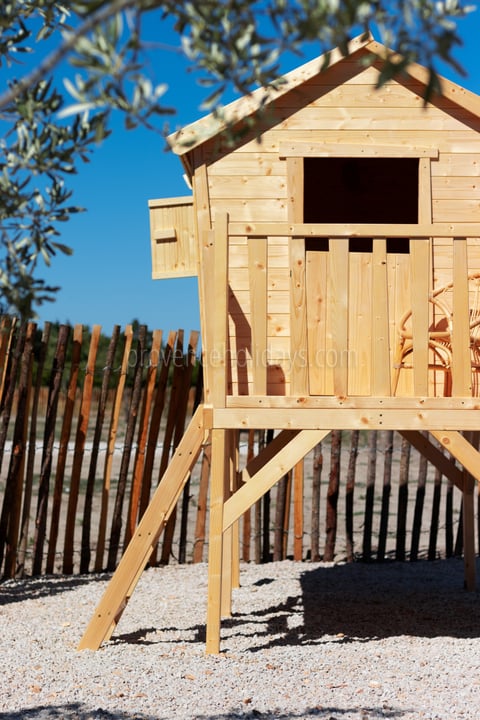 28 - Mas des Pommiers: Villa: Exterior