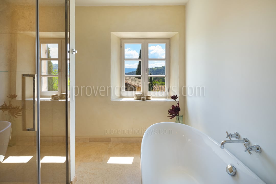 36 - Mas Vaudois: Villa: Bathroom