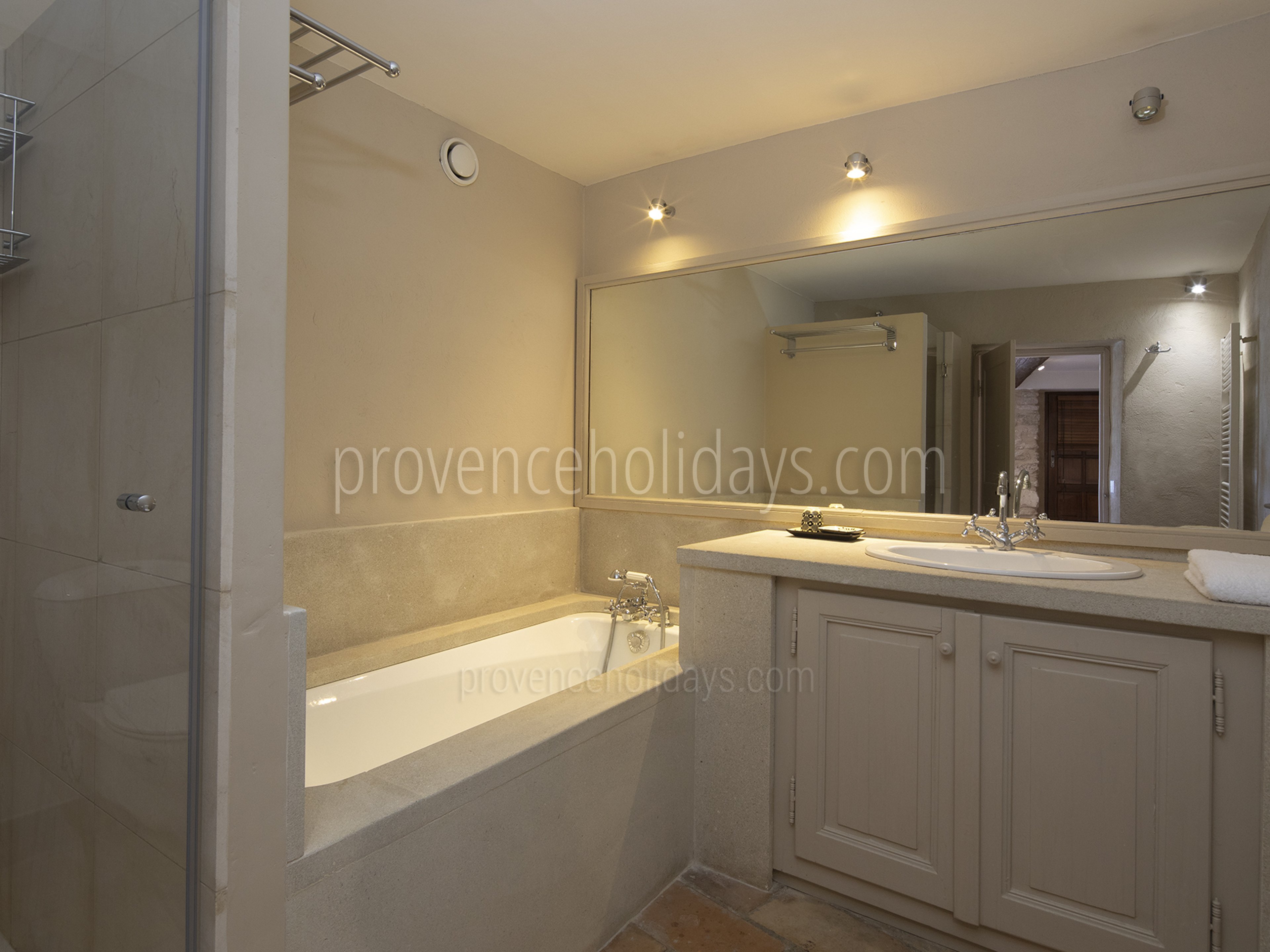 28 - Maison de la Placette: Villa: Bathroom