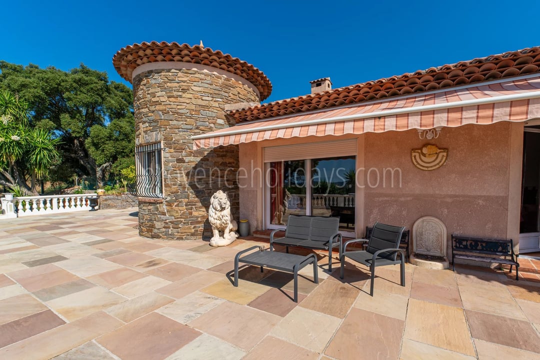 32 - Villa with pool in Cap Bénat: Villa: Exterior