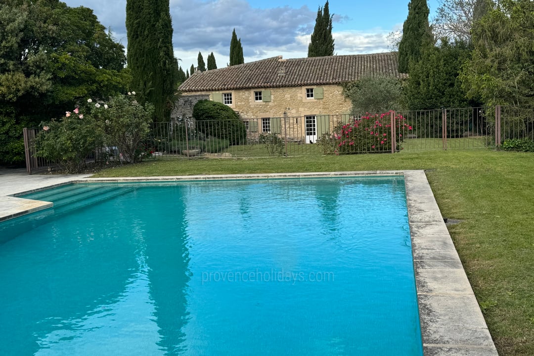 Charming property close to Lourmarin - Swimming Pool