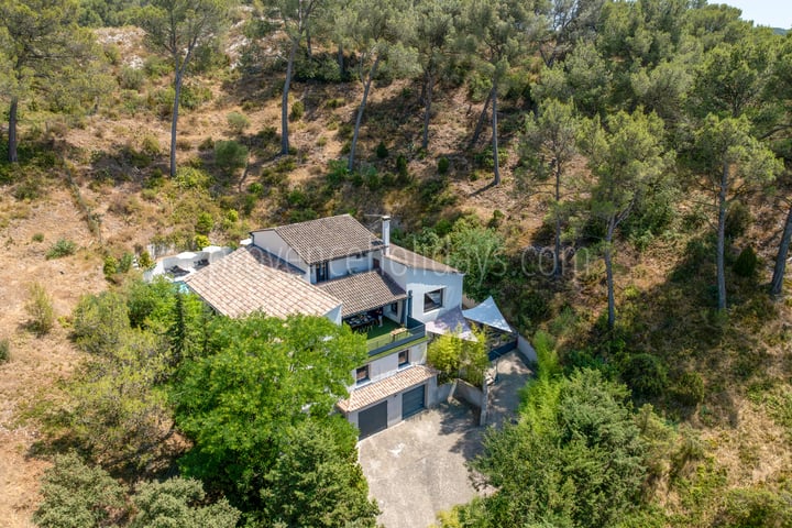 16 - Chez Chloé: Villa: Exterior