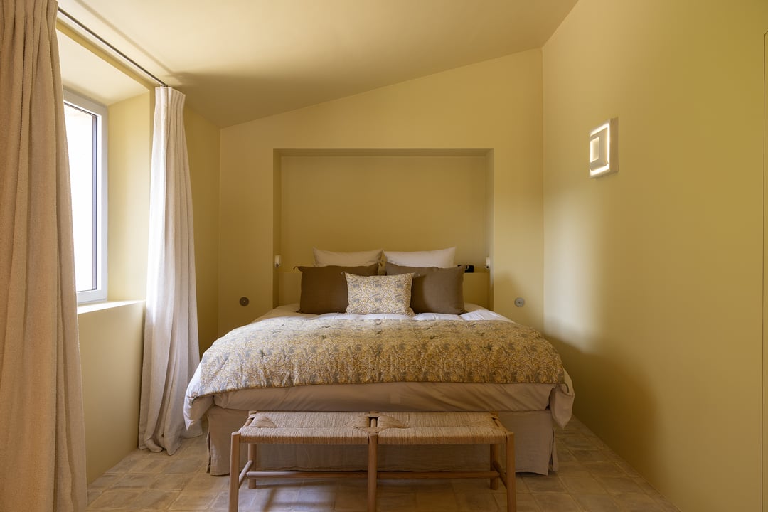 31 - Grand Mas de Provence: Villa: Bedroom