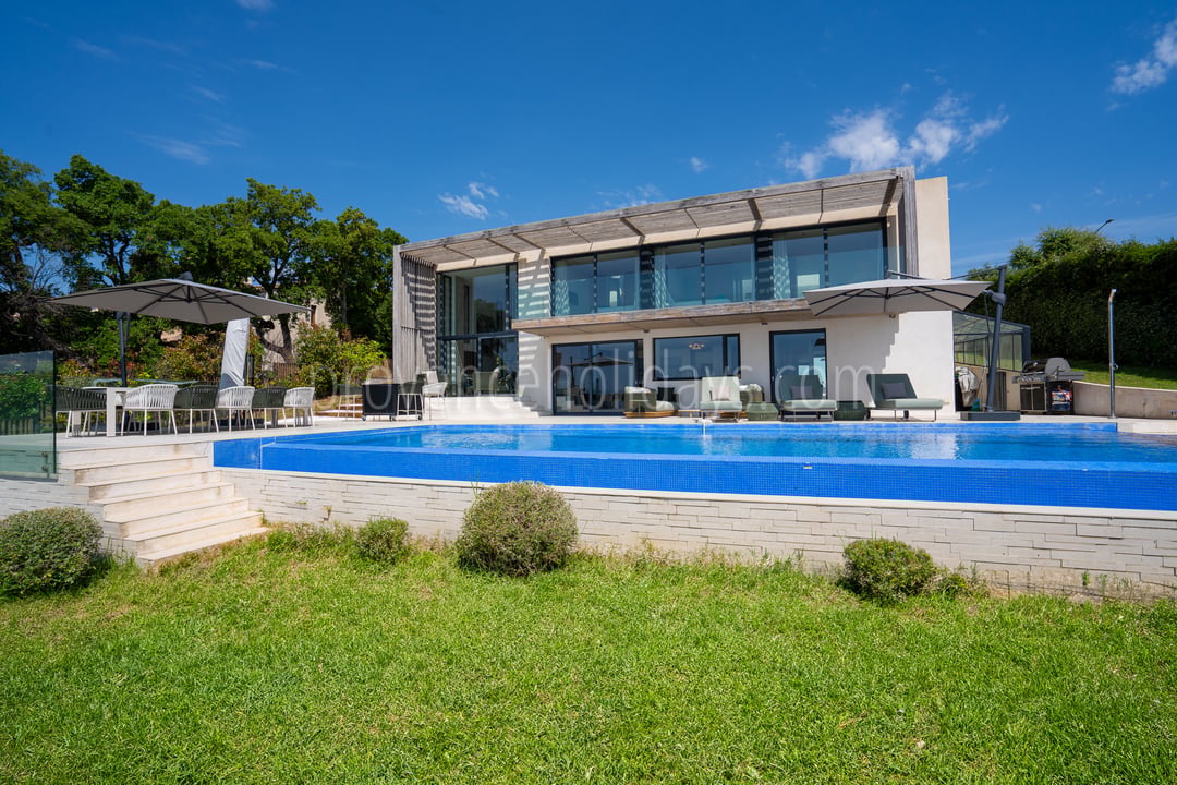 2 - Villa Iris: Villa: Pool