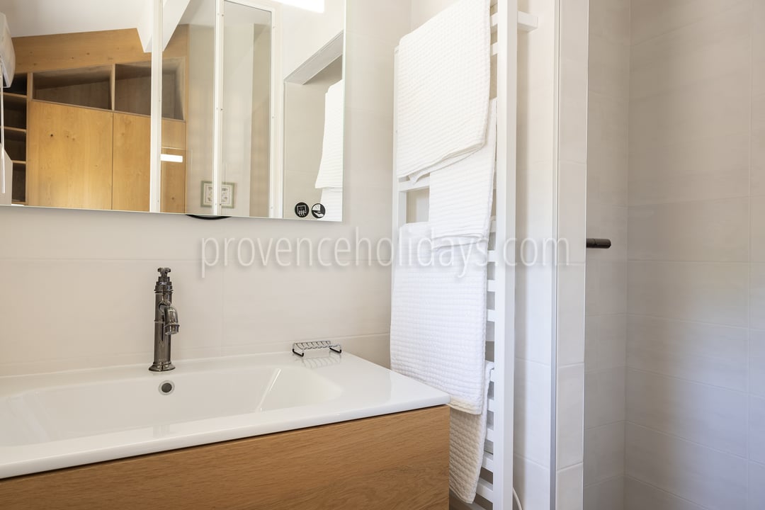 28 - Maison Jasmin: Villa: Bathroom
