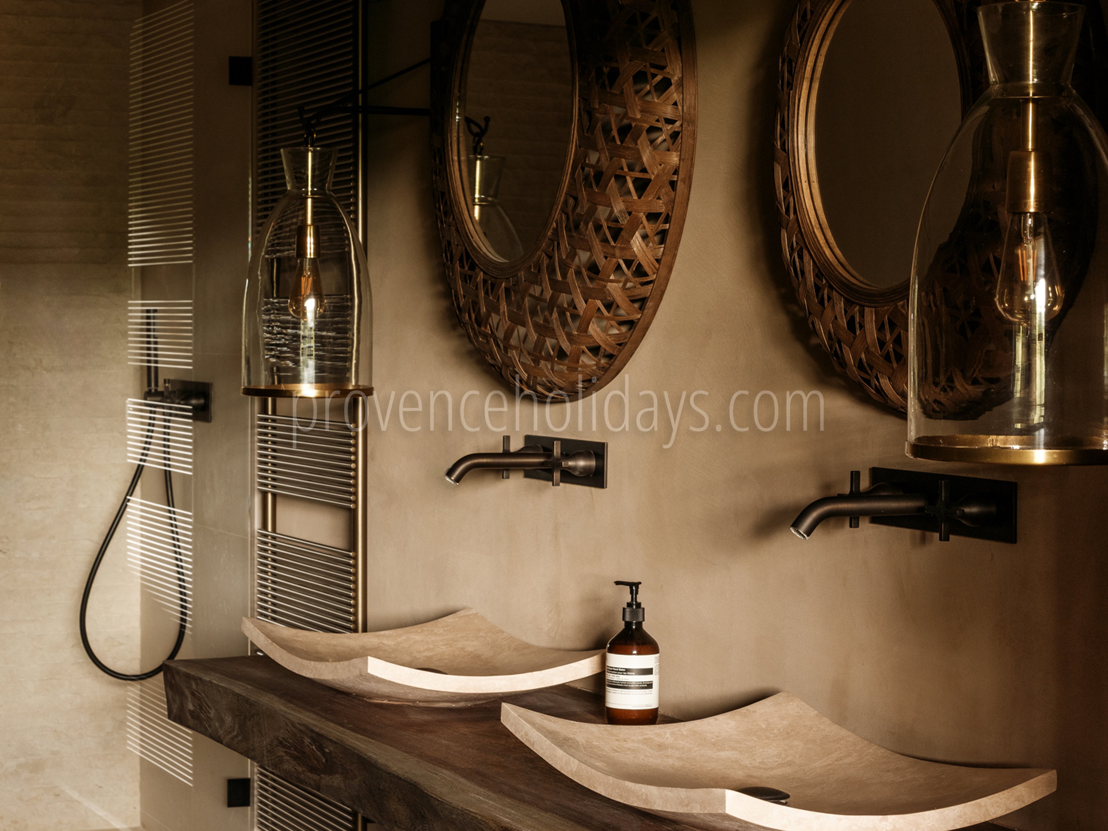 12 - Villa Paradis: Villa: Bathroom