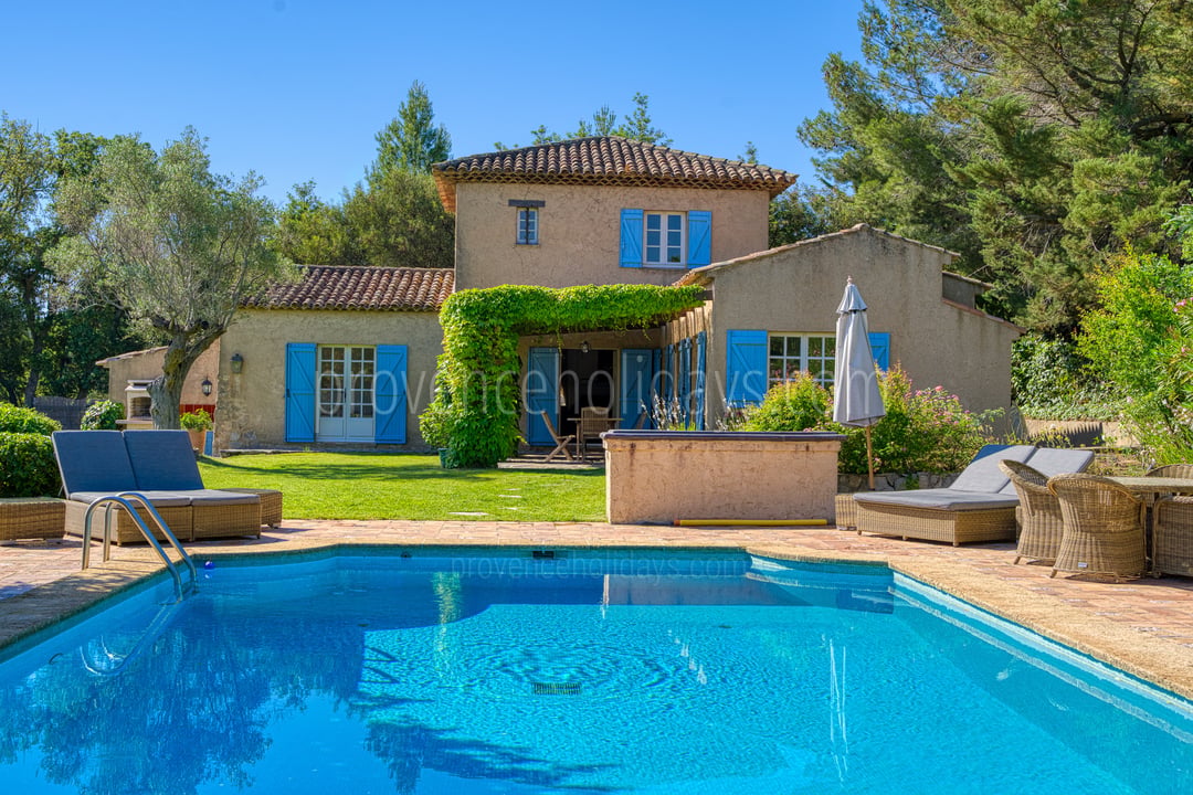 27 - Azur Horizon: Villa: Pool