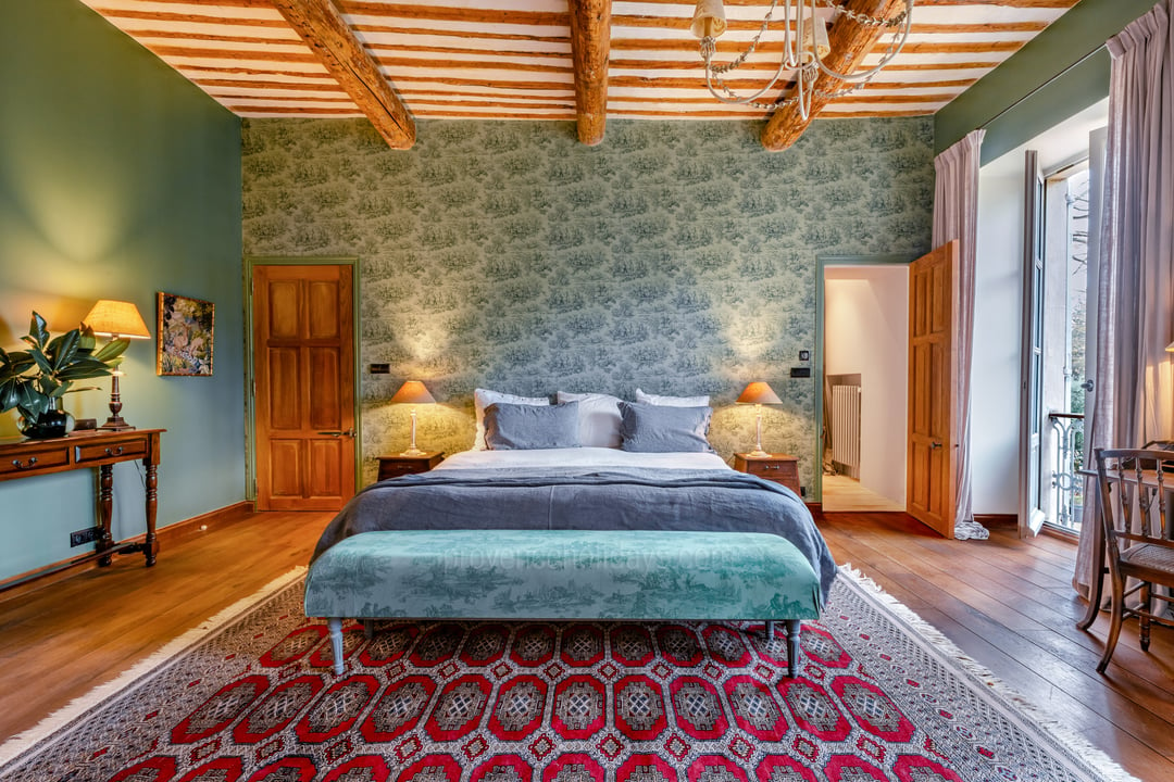 35 - Domaine de Provence: Villa: Bedroom