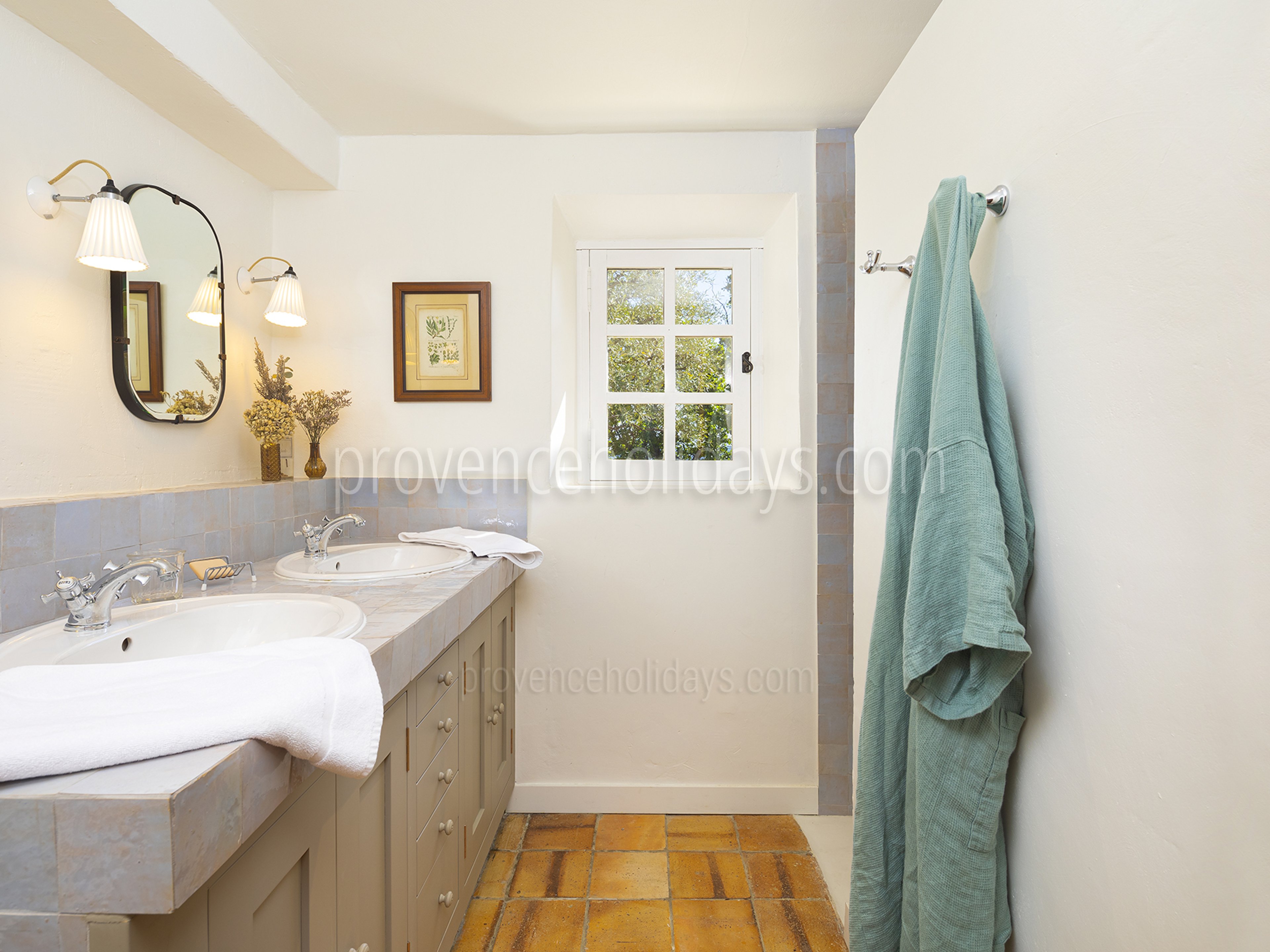 26 - Chez Cécile: Villa: Bathroom