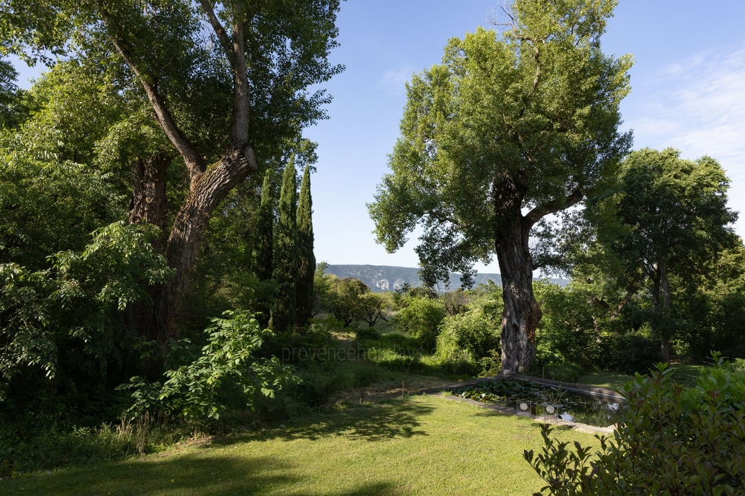 38 - Mas des Sources: Villa: Exterior