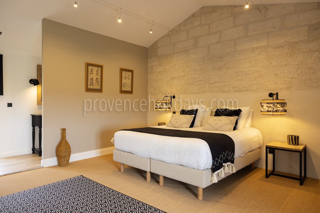 52 - La Bâtisse d\'Uzès: Villa: Bedroom