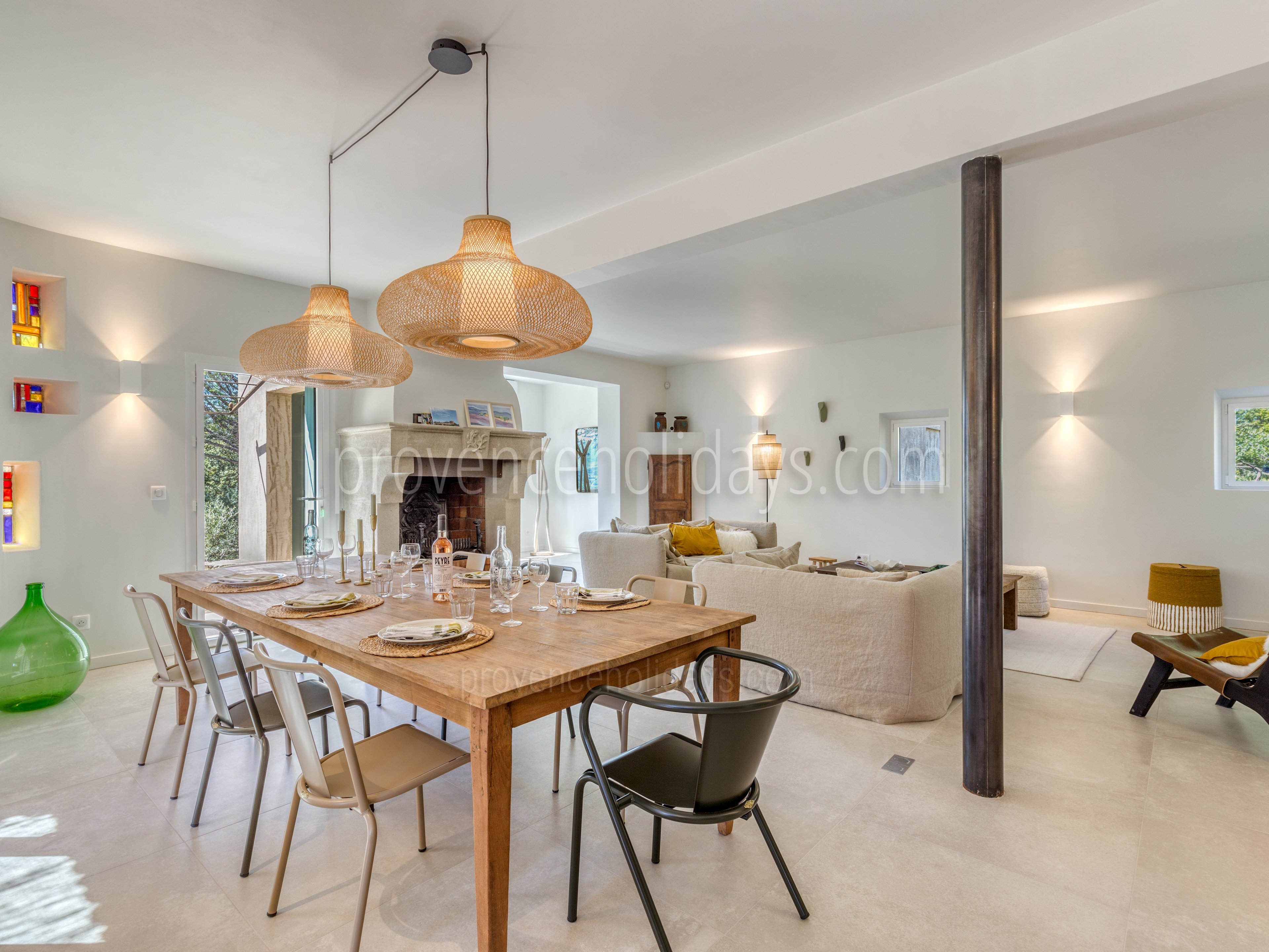 7 - L\'Escapade en Provence: Villa: Interior