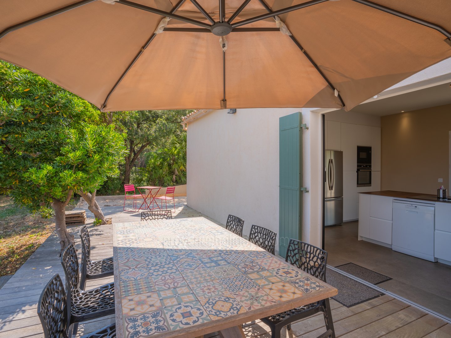 15 - Bastidon: Villa: Exterior