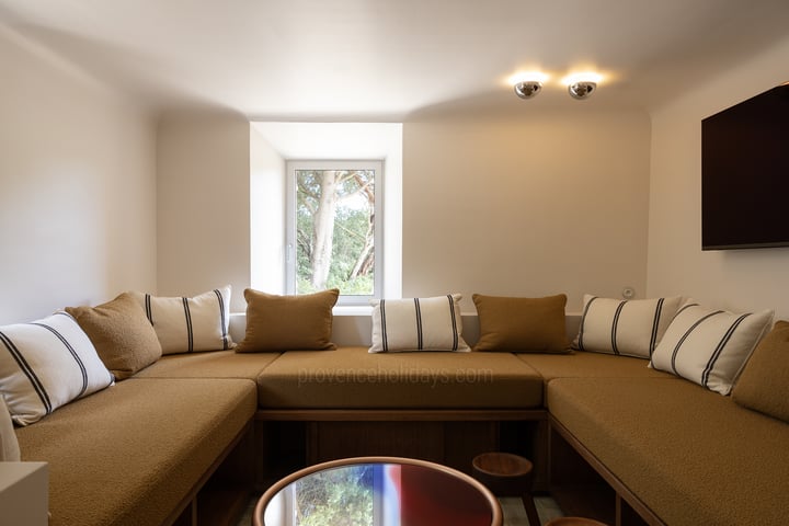 22 - Grand Mas de Provence: Villa: Interior