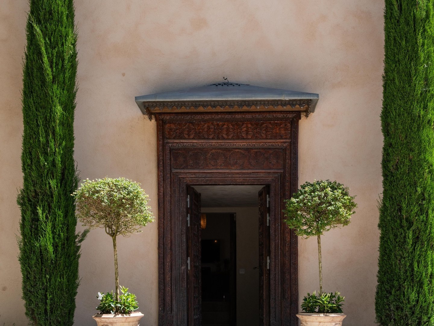 13 - Bastide Gergouven: Villa: Exterior