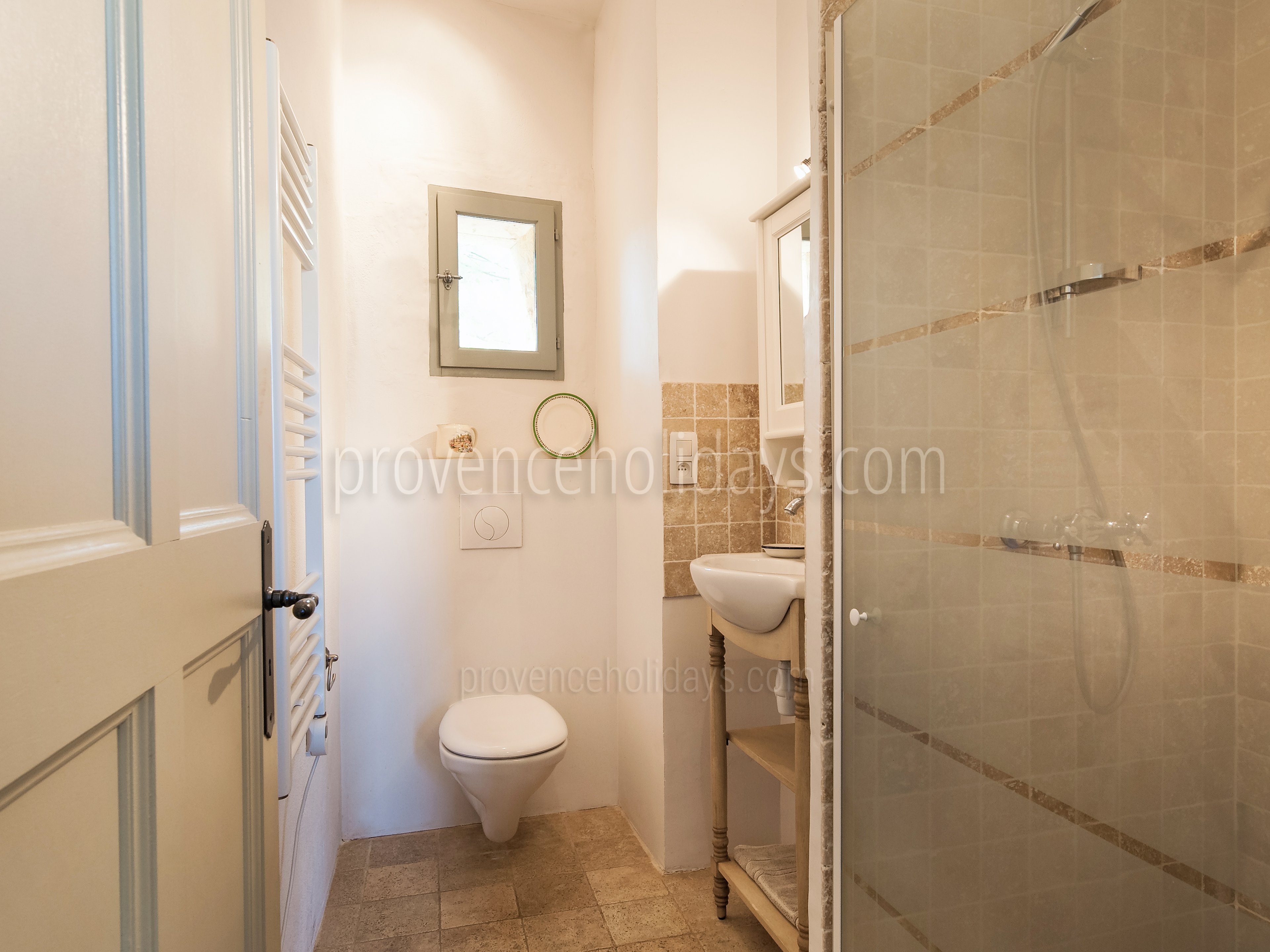 62 - Mas Pont-du-Gard: Villa: Bathroom