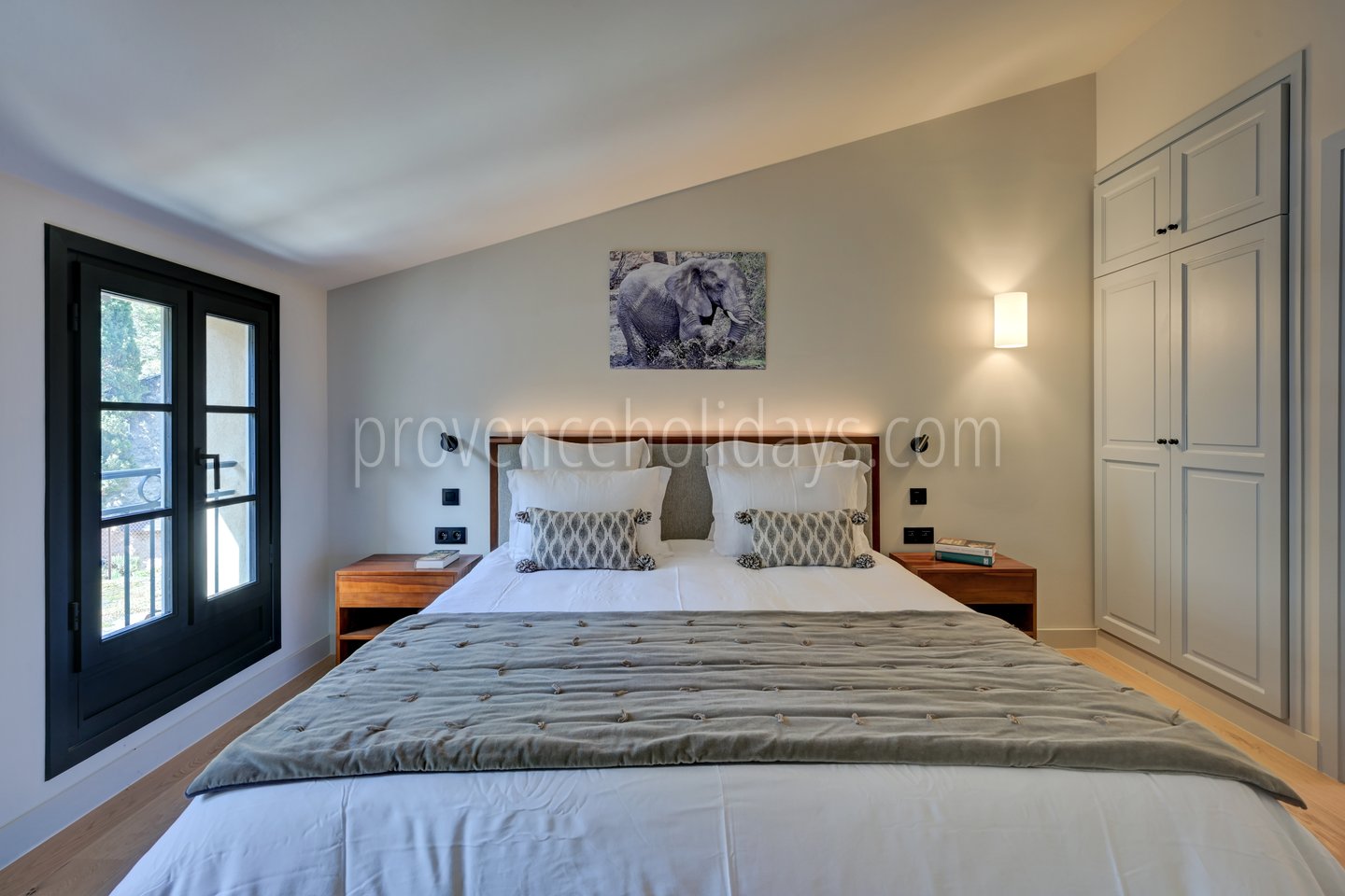 1 - Le Moulin: Villa: Bedroom