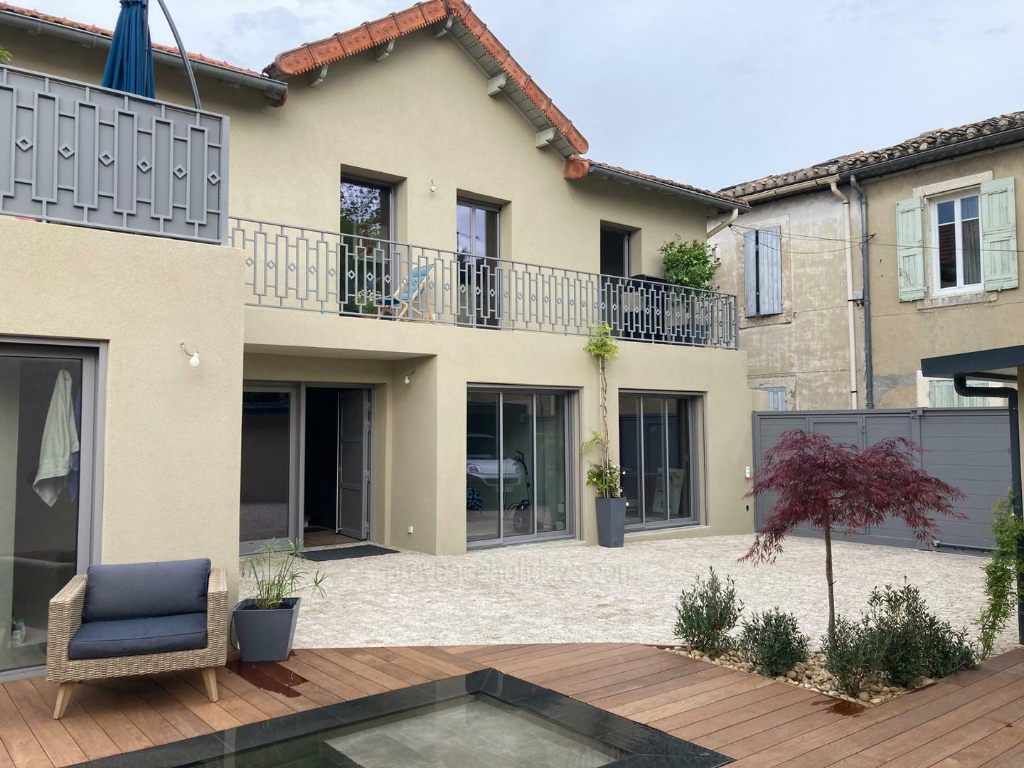 31 - Côté Sorgue: Villa: Exterior