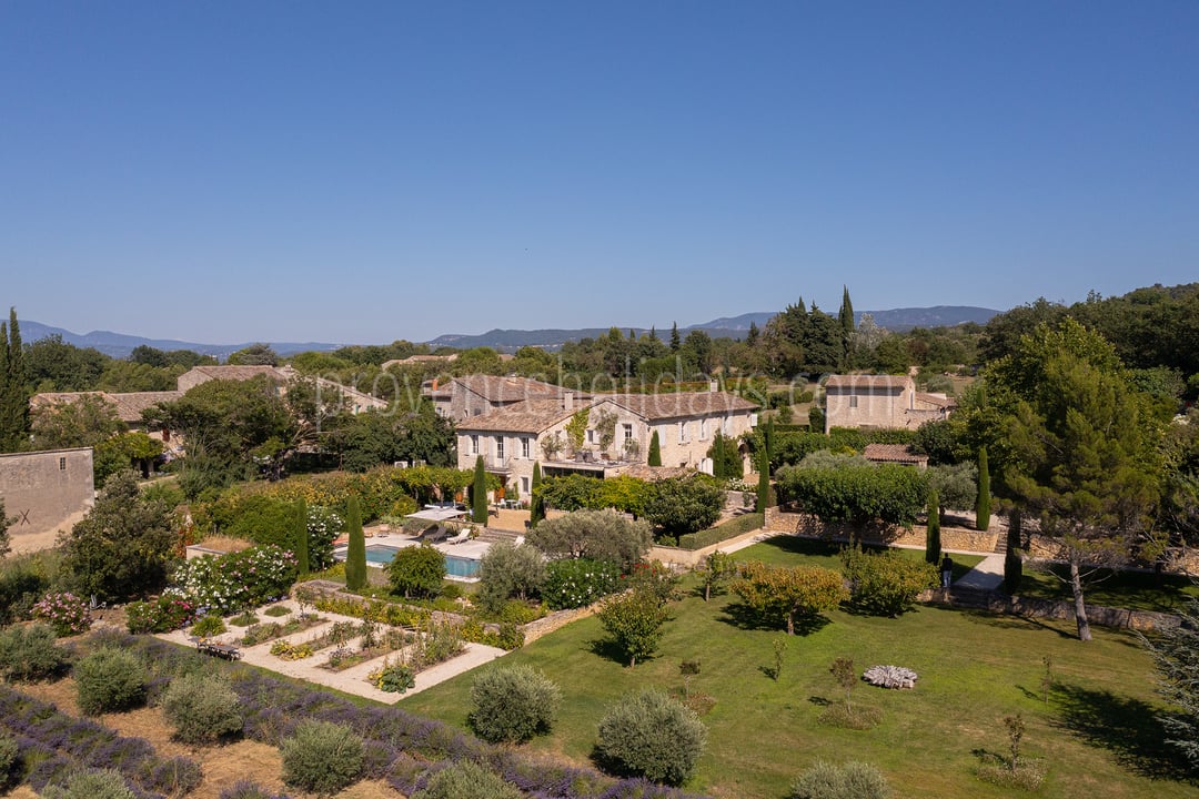 64 - Mas de Saint Véran: Villa: Exterior