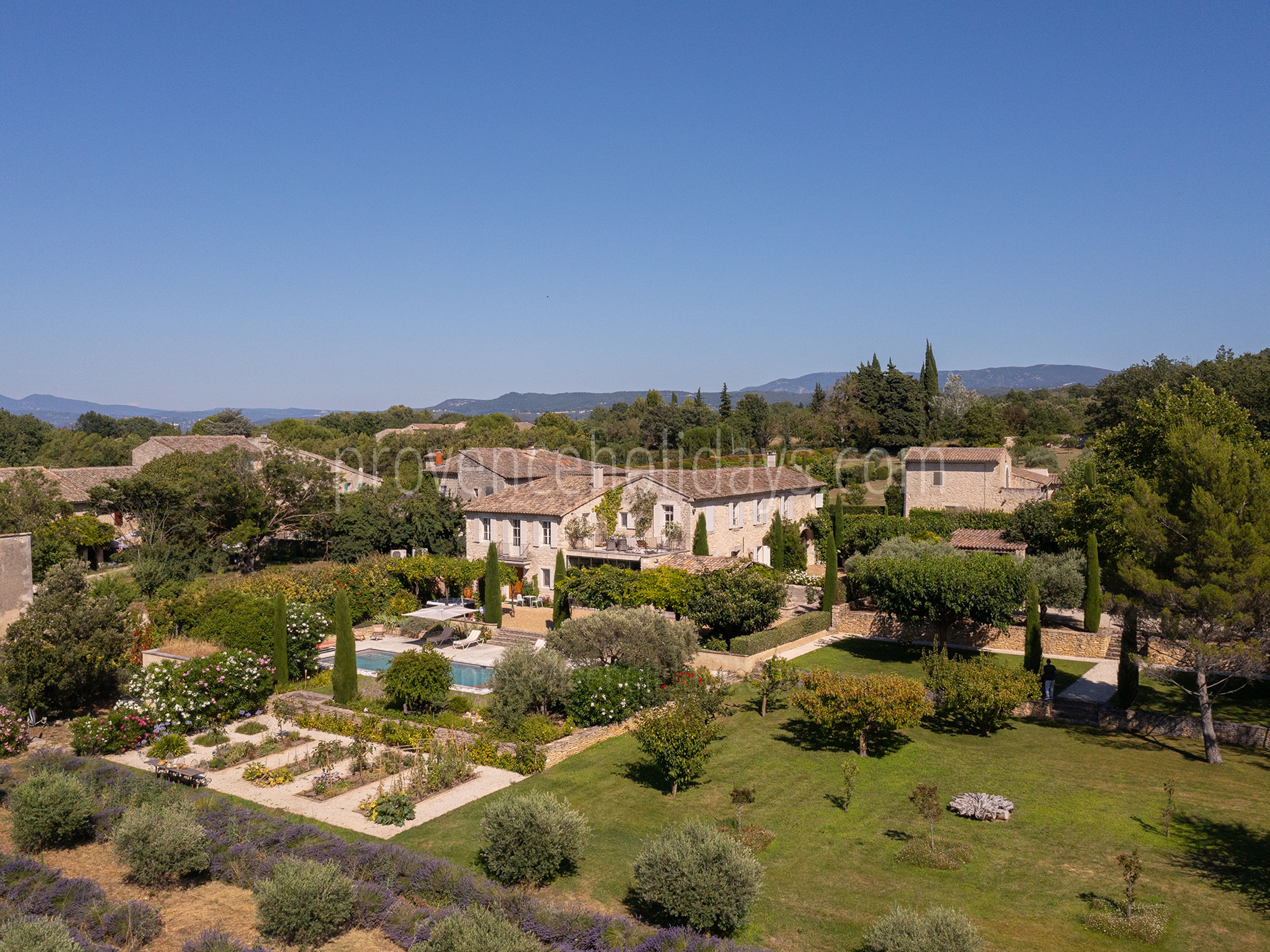 64 - Mas de Saint Véran: Villa: Exterior