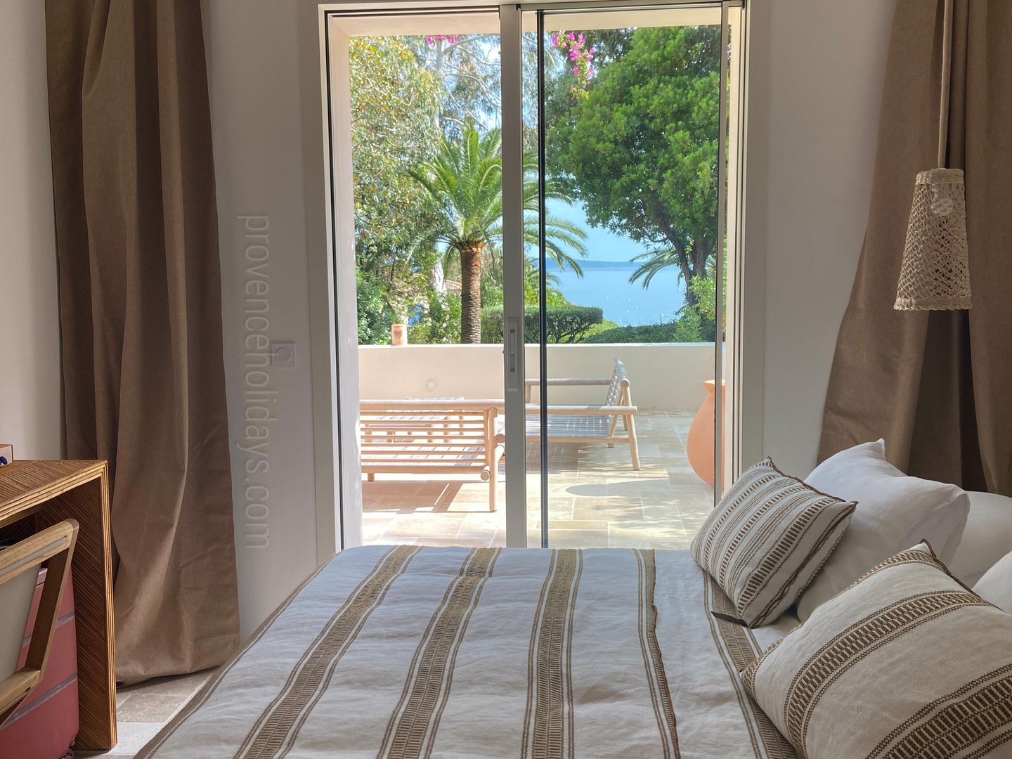 8 - Villa Luna: Villa: Bedroom