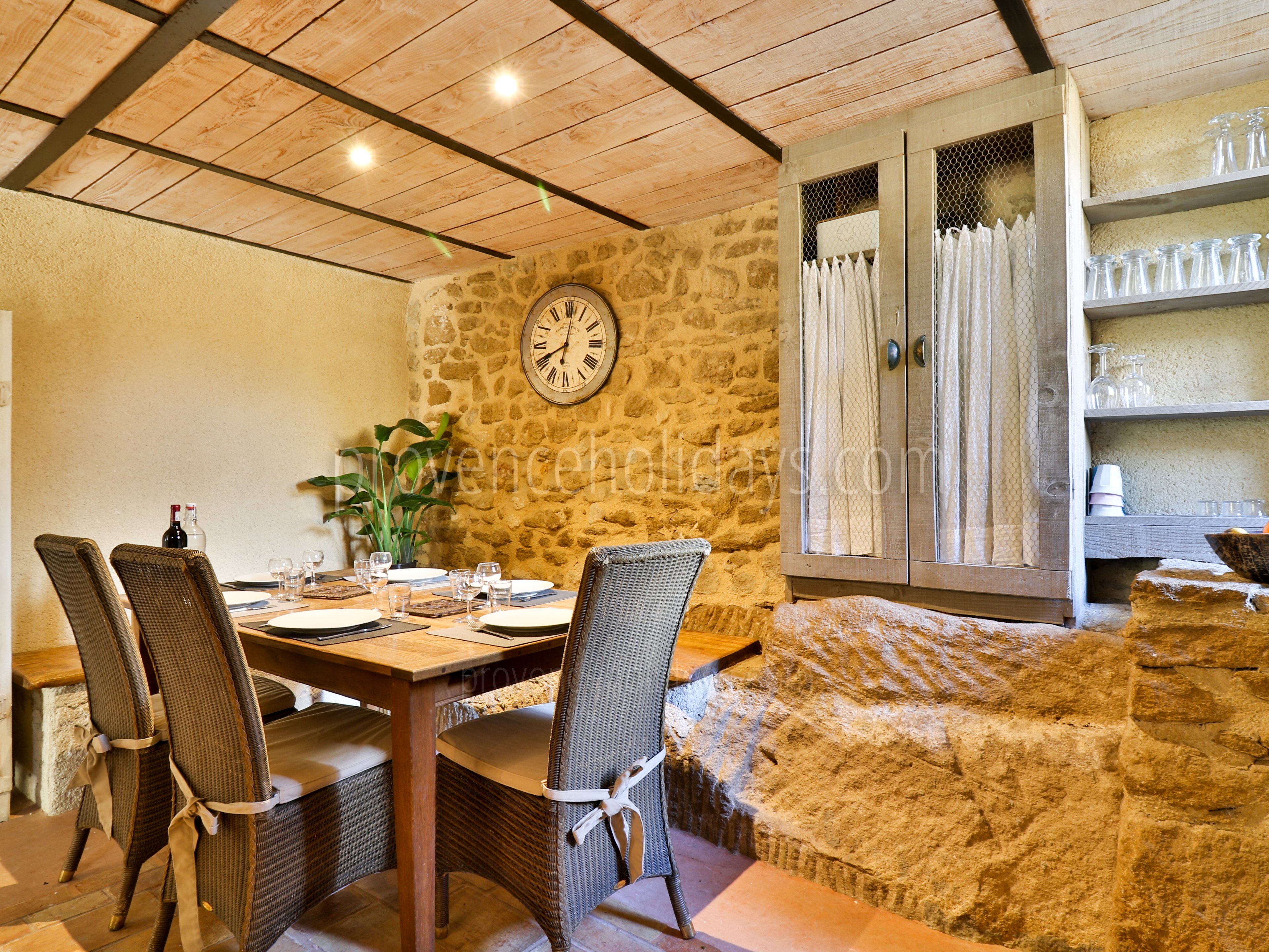 22 - Mas de Beaumes: Villa: Interior