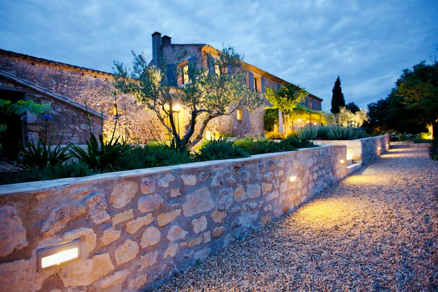 11 - Les Jardins des Alpilles: Villa: Exterior