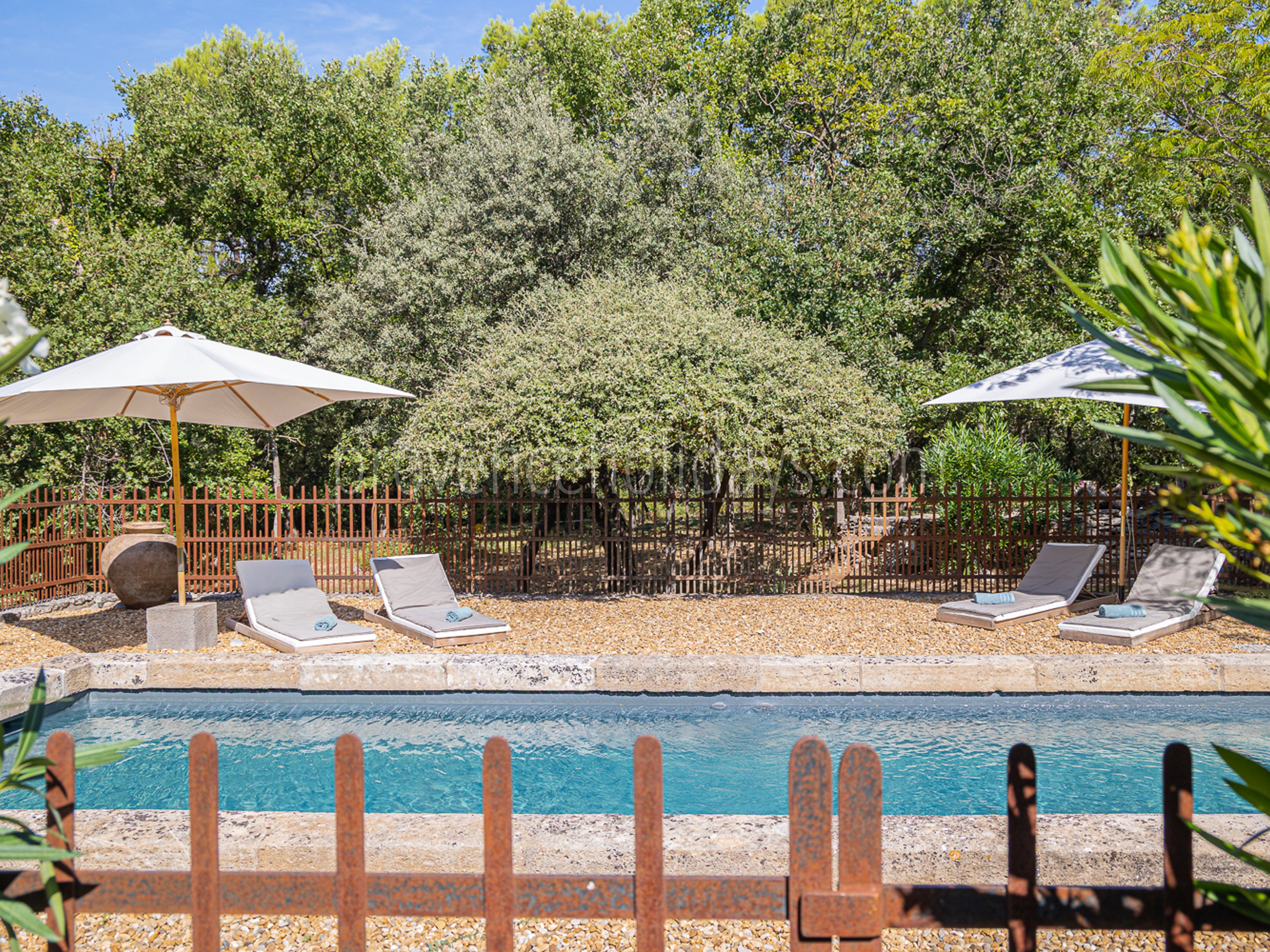 44 - Le Mazet des Collines: Villa: Pool