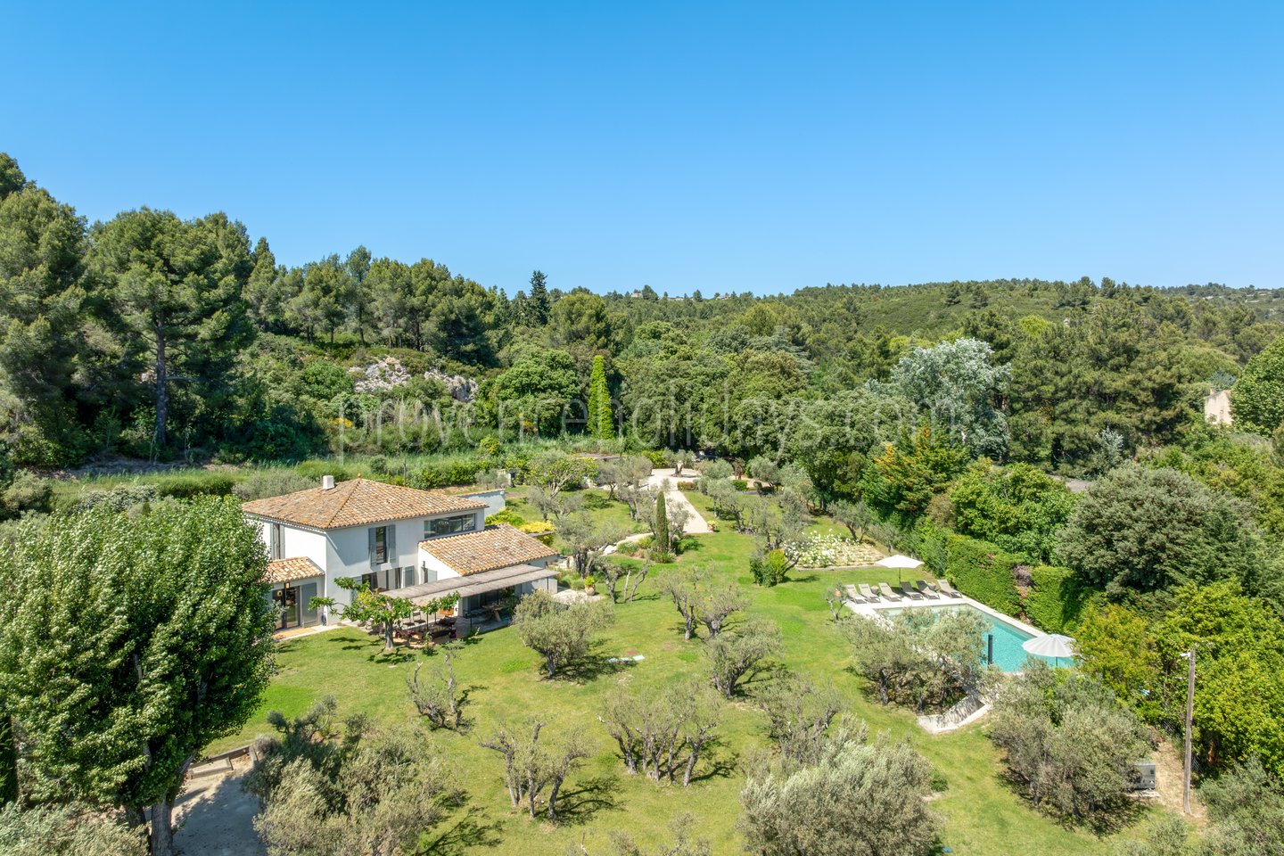 1 - Mas de la Burlande: Villa: Exterior