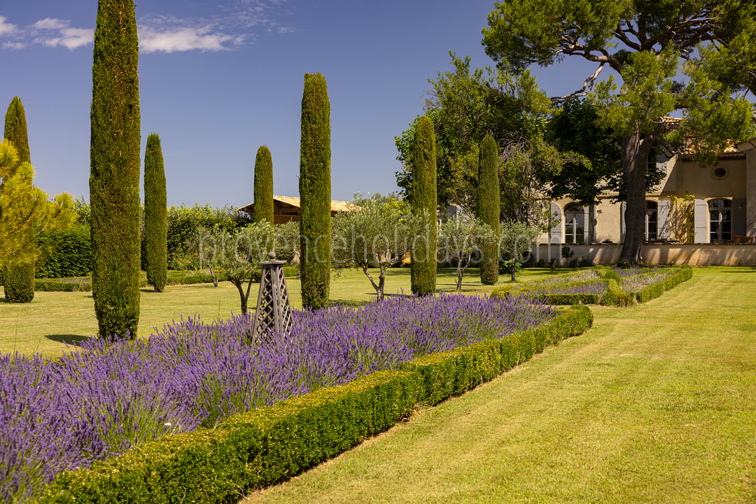 14 - Bastide de la Combe: Villa: Exterior