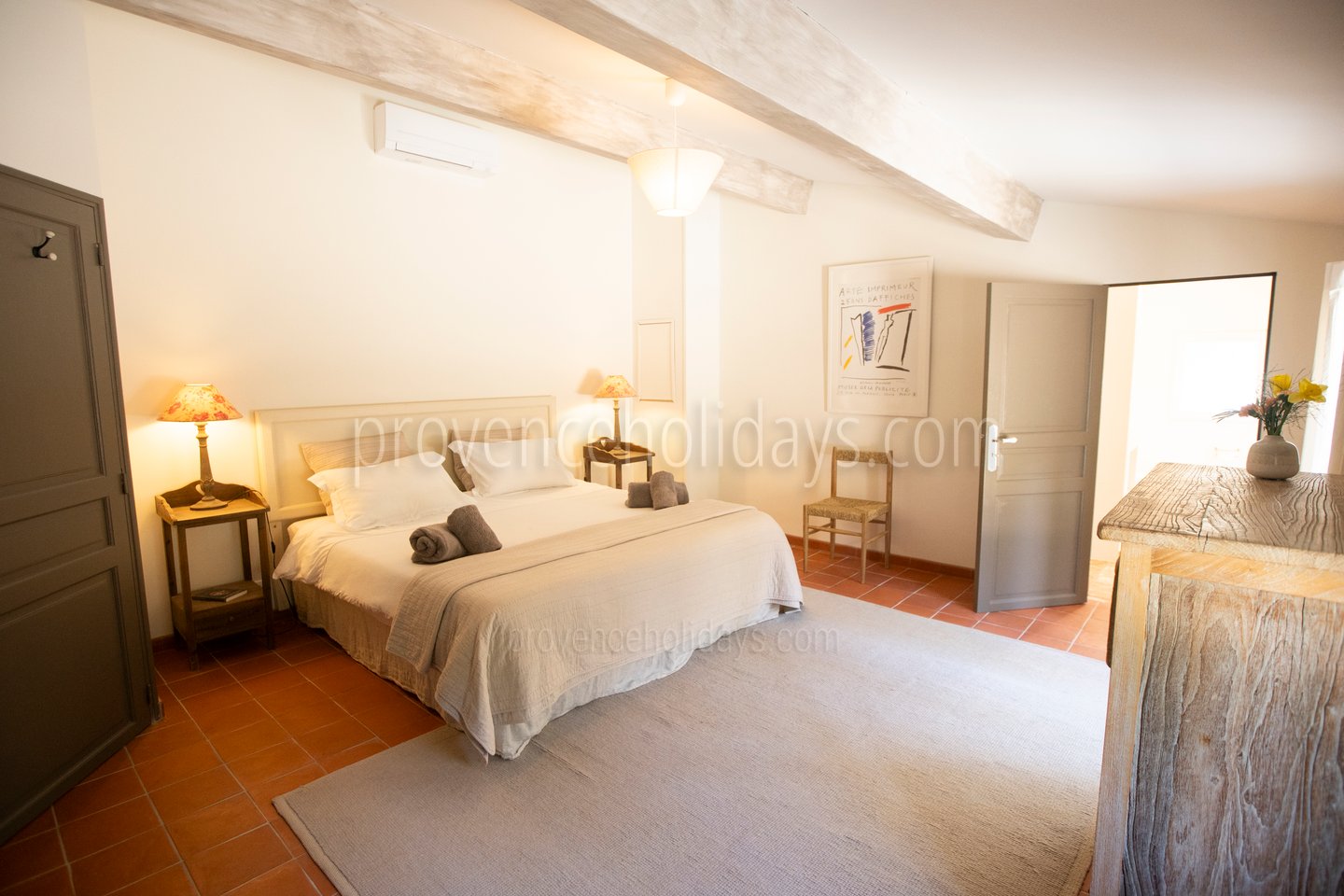 10 - Villa Secrète : Villa: Bedroom