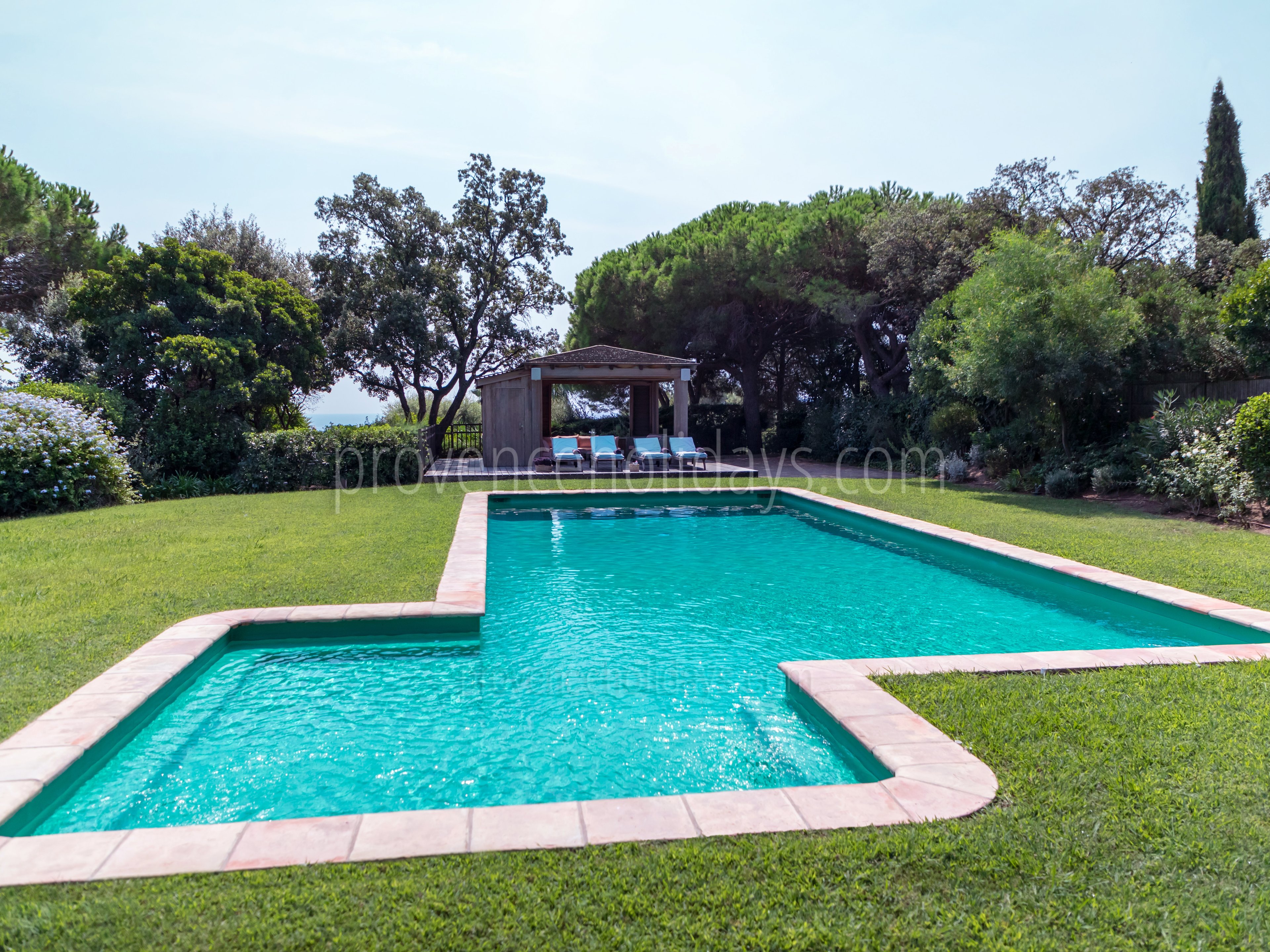 27 - Évasion Tropézienne: Villa: Pool