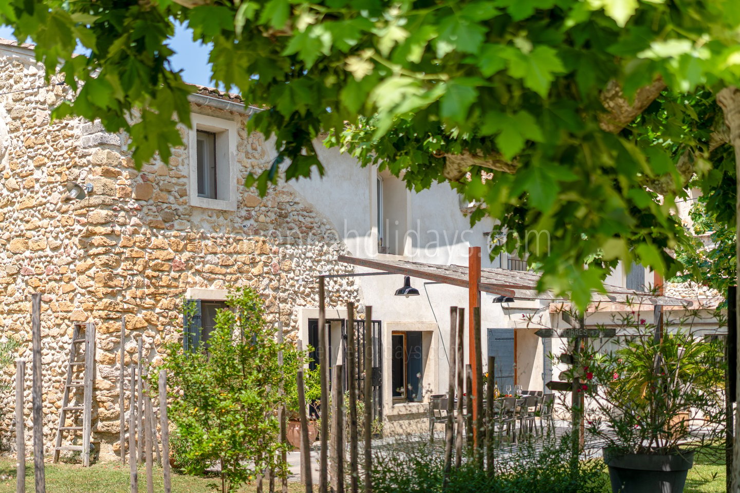 13 - Maison Sarrians: Villa: Exterior