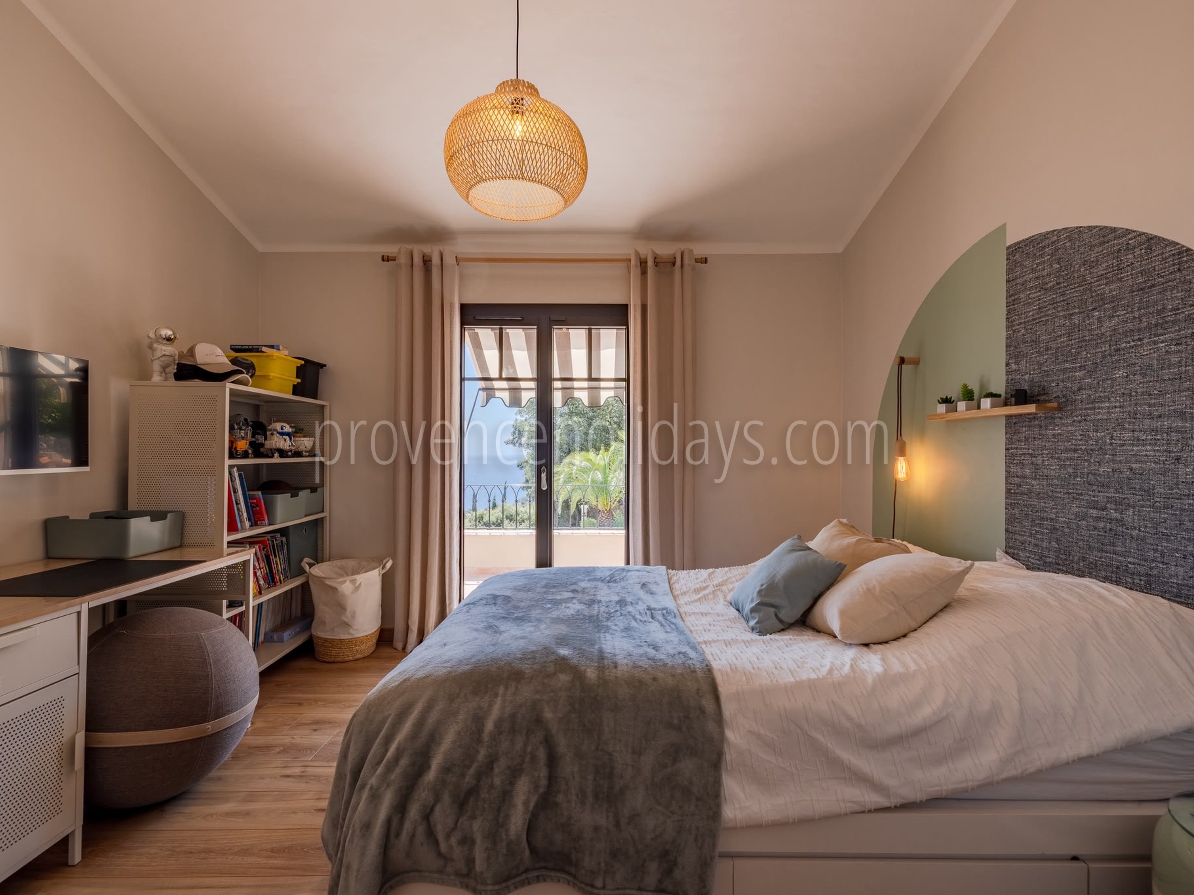 15 - Villa Atome: Villa: Bedroom