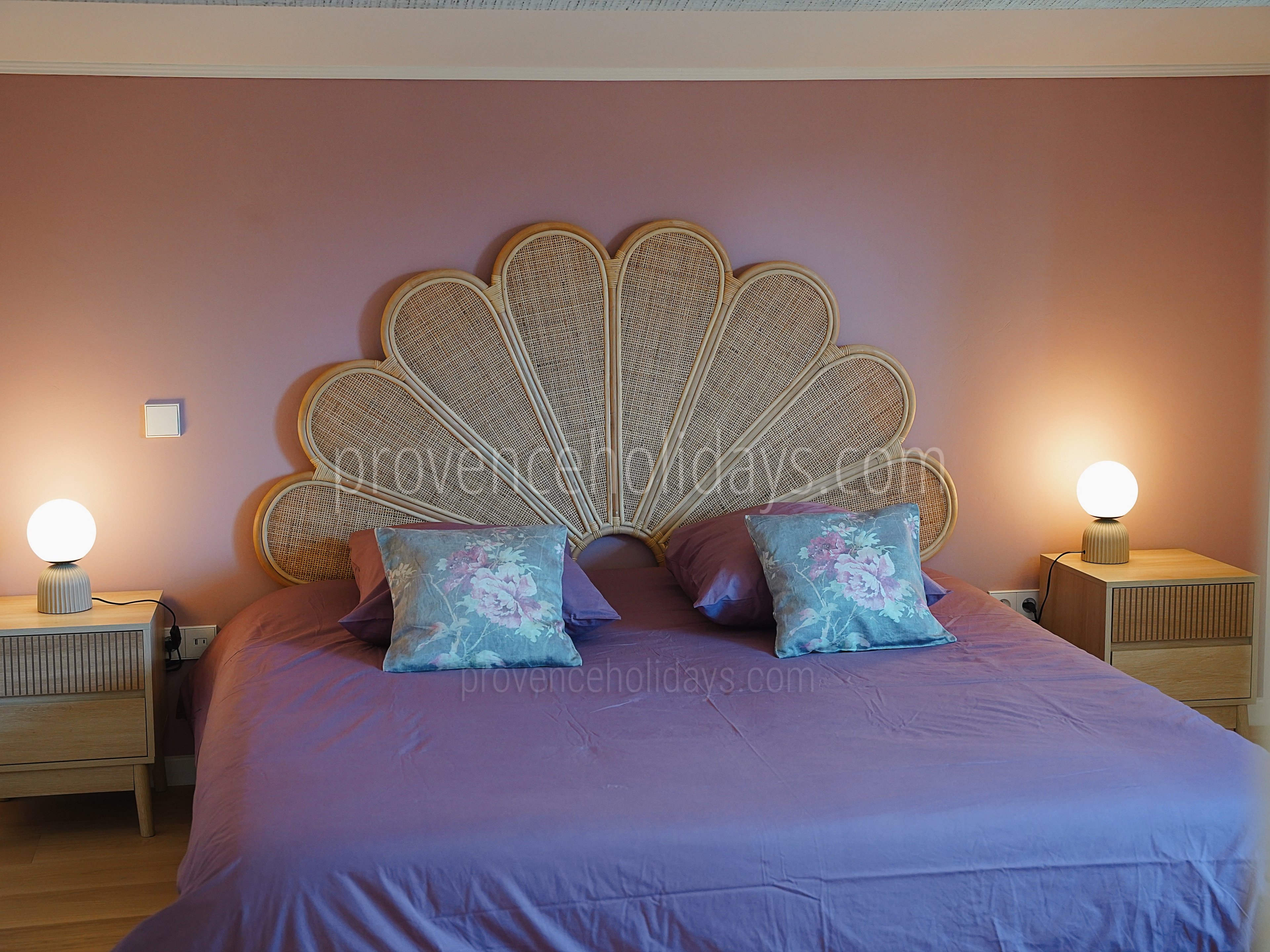 12 - Mas Trabail: Villa: Bedroom