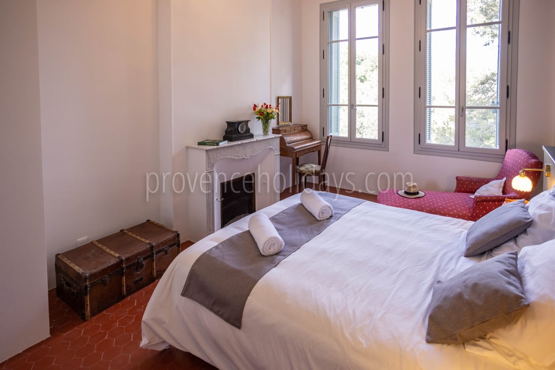 17 - Domaine Ora: Villa: Bedroom