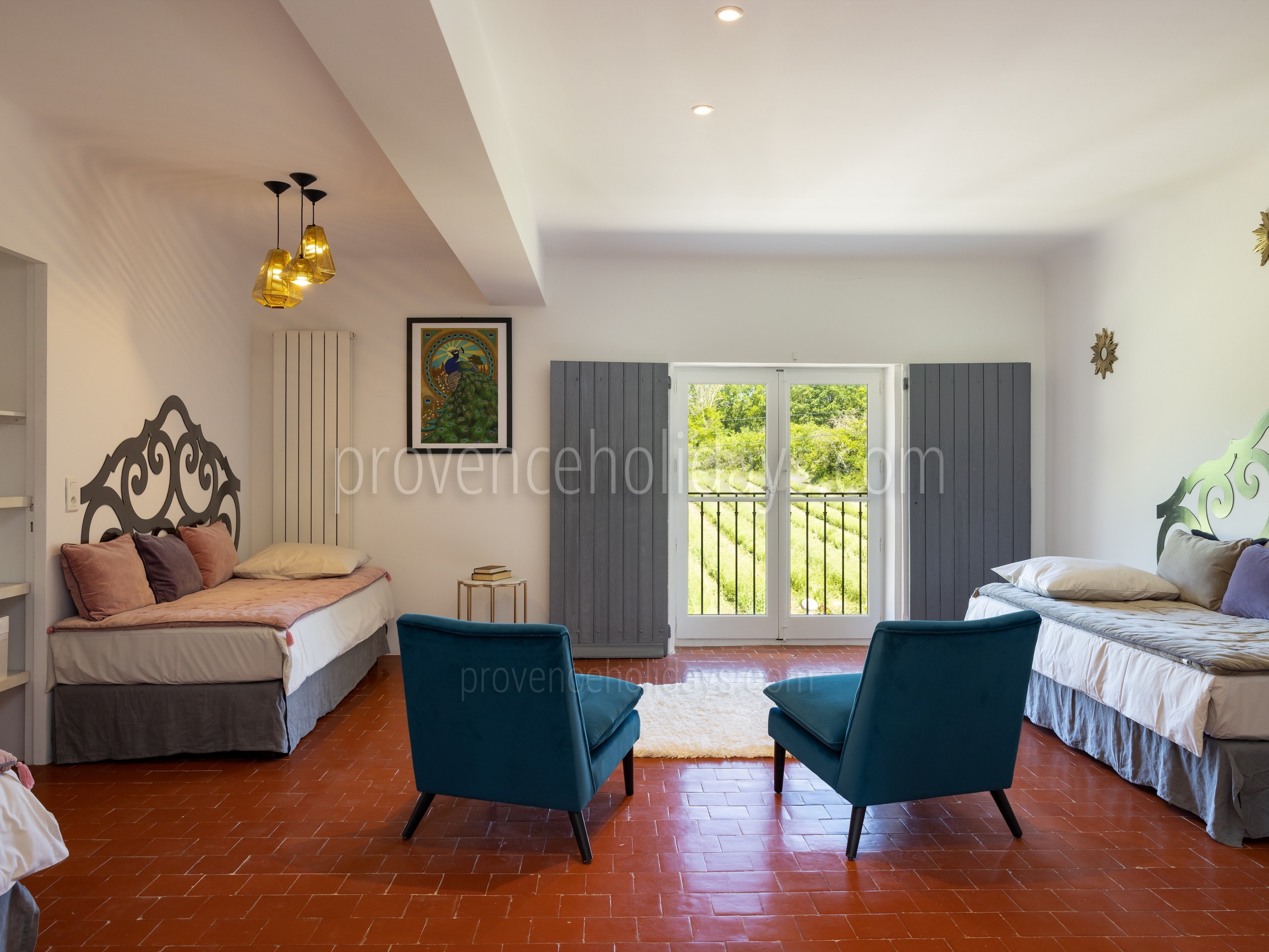37 - Bastide de Goult: Villa: Bedroom - Phoenix
