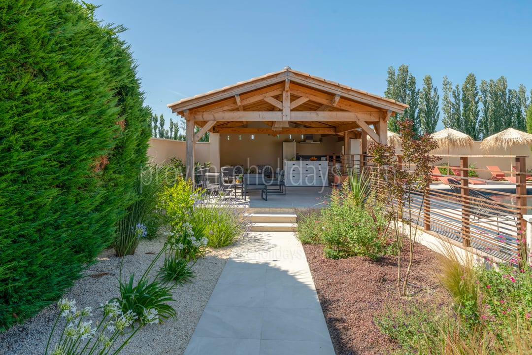 10 - Mas du Repos: Villa: Exterior