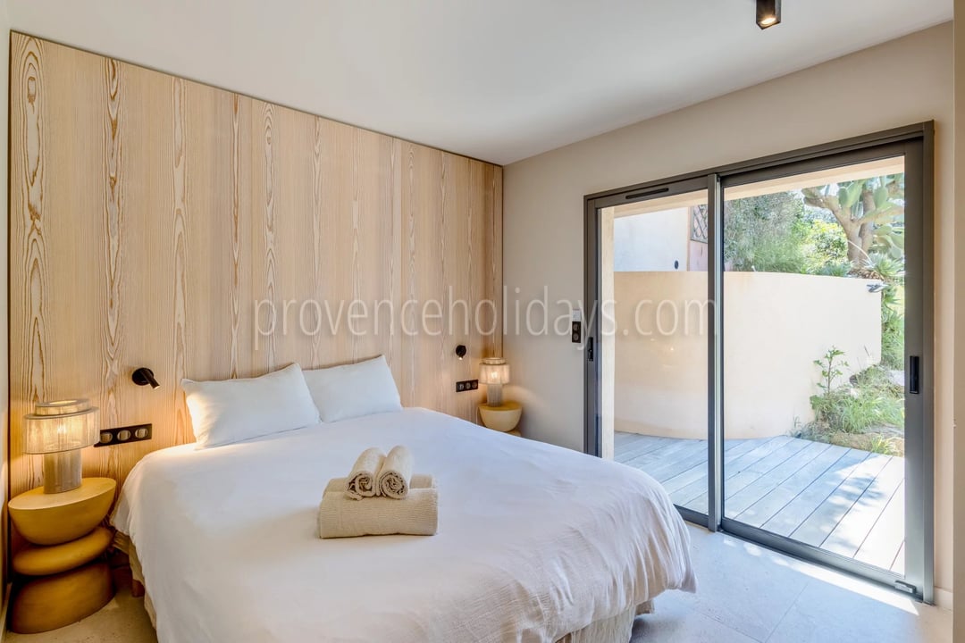 21 - Gerenoveerde villa in Rayol-Canadel-sur-Mer: Villa: Bedroom