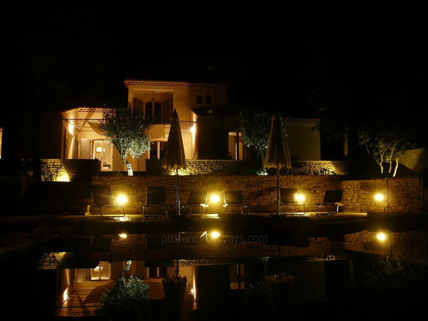 6 - Le Mas des Cigales: Villa: Exterior