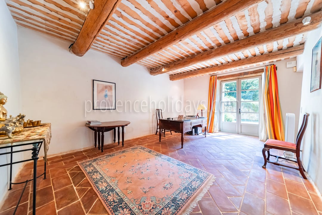 13 - Provençal mas in Ménerbes: Villa: Interior