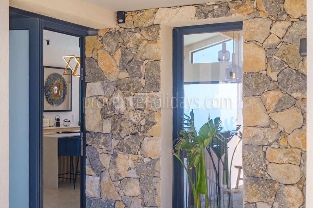 36 - Villa Riviera: Villa: Exterior