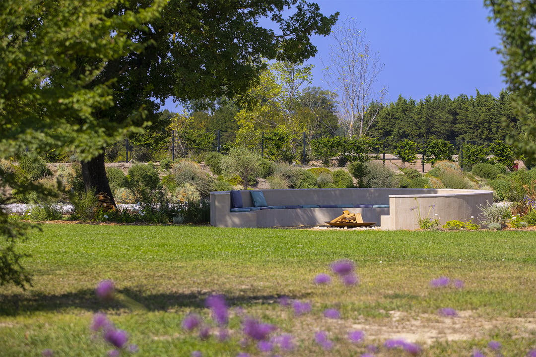 Boerderij met verwarmd zwembad in L'Isle-sur-la-Sorgue 7 - Mas de la Lône: Villa: Exterior