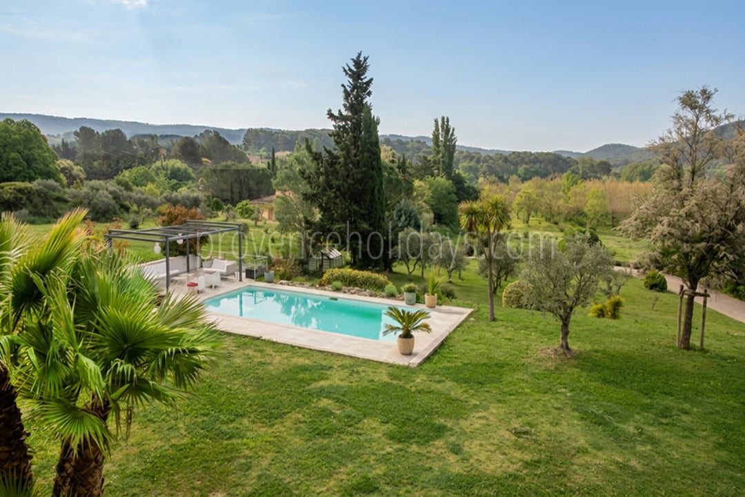 17 - Villa with pool in Pernes-les-Fontaines: Villa: Pool