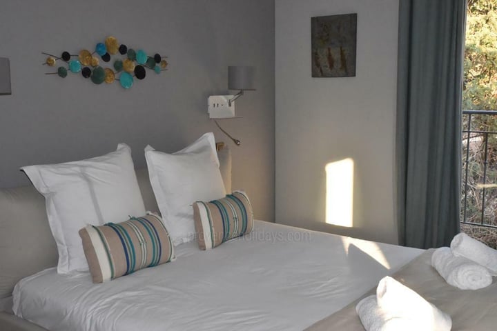 40 - Le Mas des Bories: Villa: Bedroom