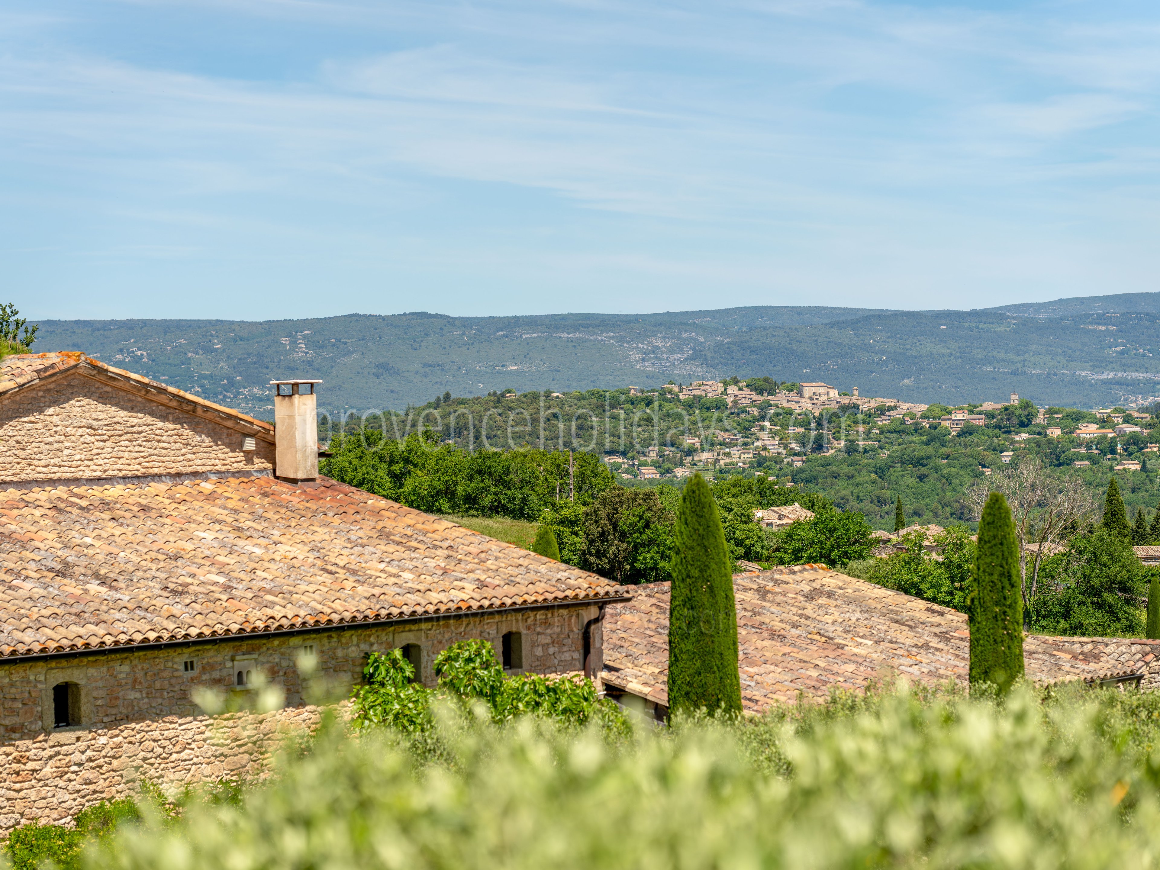 8 - Le Mas de Goult (24): Villa: Exterior
