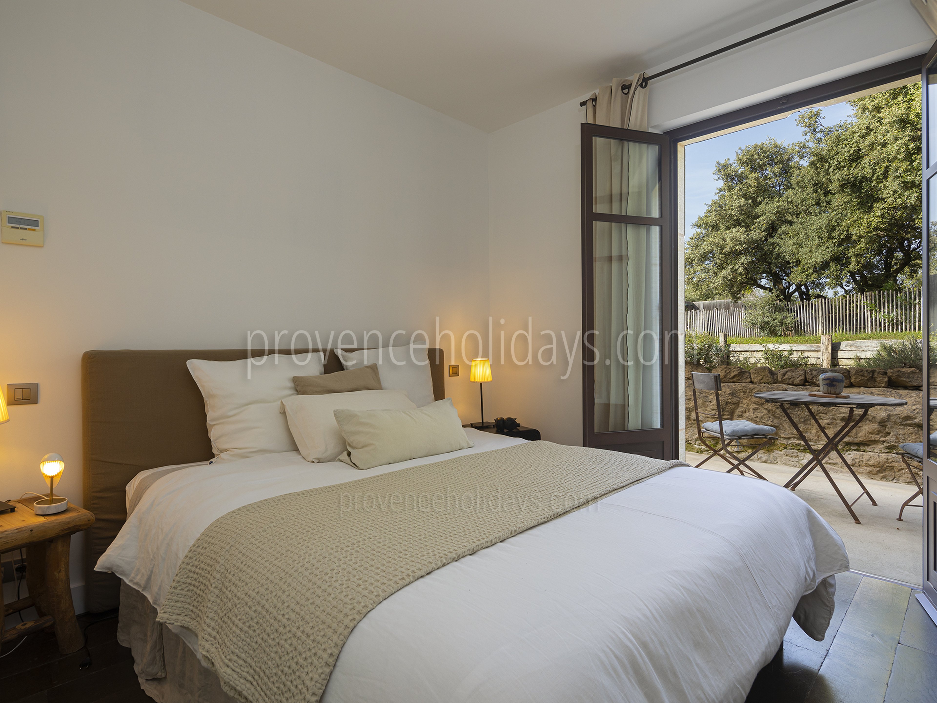 3 - Bergerie de Beaumes: Villa: Interior